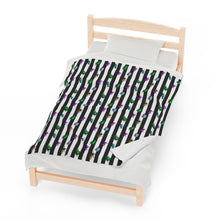 Load image into Gallery viewer, Beetle Stripe Delight Velveteen Plush Blanket
