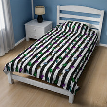 Load image into Gallery viewer, Beetle Stripe Delight Velveteen Plush Blanket
