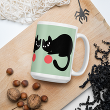 Load image into Gallery viewer, Kitty with Ball Mug
