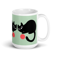 Load image into Gallery viewer, Kitty with Ball Mug
